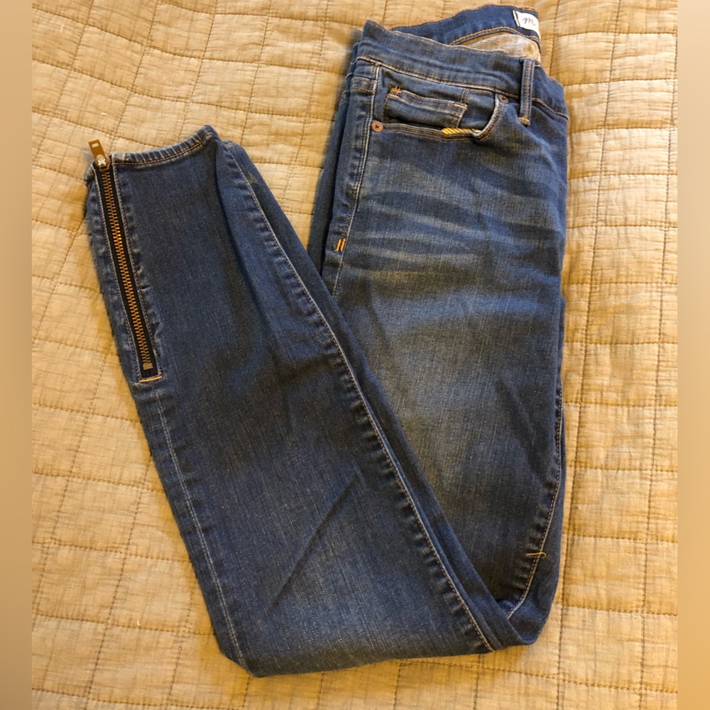 SOLD- Madewell skinny ankle jeans with zipper detail